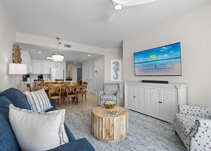 2 Bedroom Lighthouse W Bunk , 3 Pools! Direct Beachfront Free Daily Activities Gulf Shores
