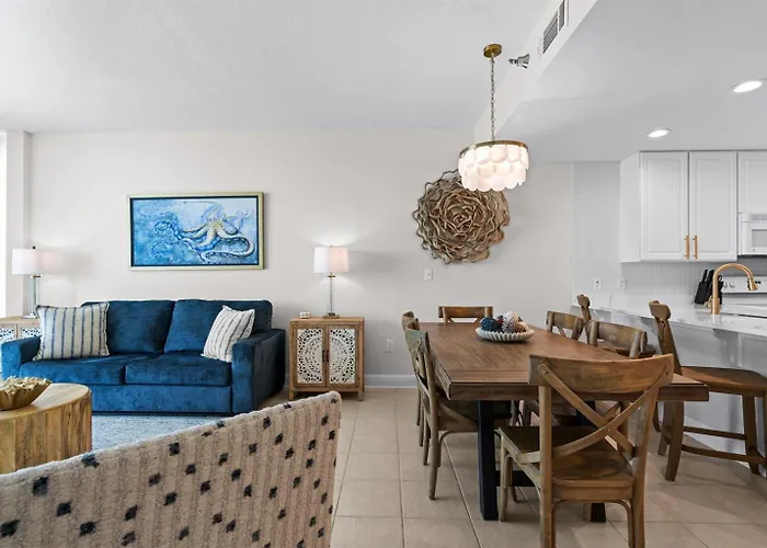 2 Bedroom Lighthouse W Bunk , 3 Pools! Direct Beachfront Free Daily Activities *
