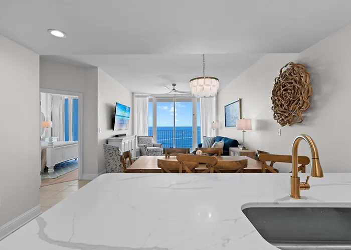 2 Bedroom Lighthouse W Bunk , 3 Pools! Direct Beachfront Free Daily Activities Apartment *