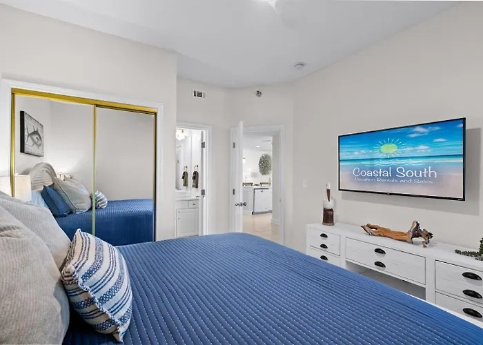 2 Bedroom Lighthouse W Bunk , 3 Pools! Direct Beachfront Free Daily Activities Apartment *